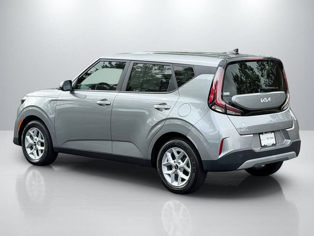Certified 2023 Kia Soul LX w/ Option Group 015 FWD image 6