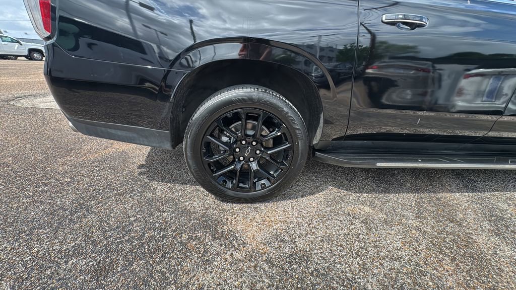 Used 2023 Chevrolet Suburban High Country image 20