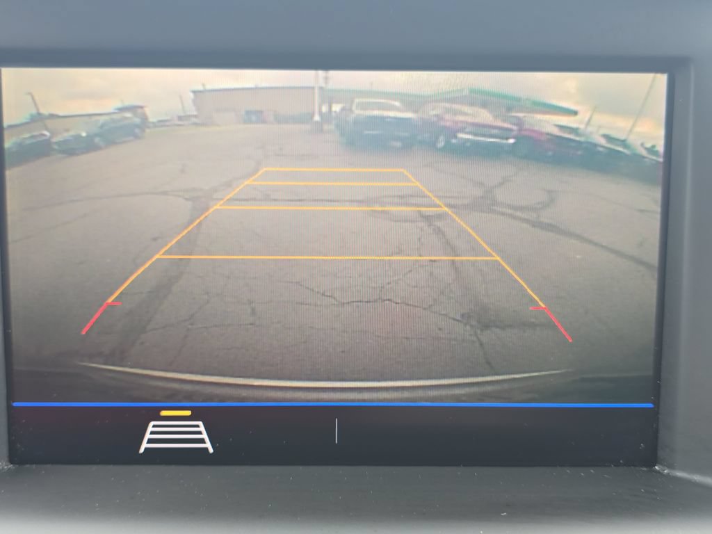 Certified 2021 GMC Terrain SLE w/ LPO, Floor Liner Package AWD/4WD image 24