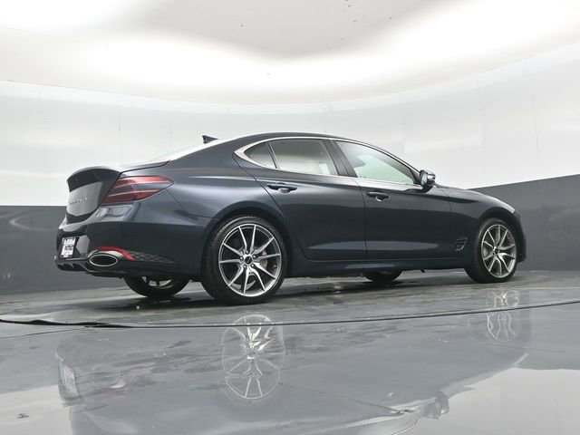 Used 2025 Genesis G70 2.5T image 39