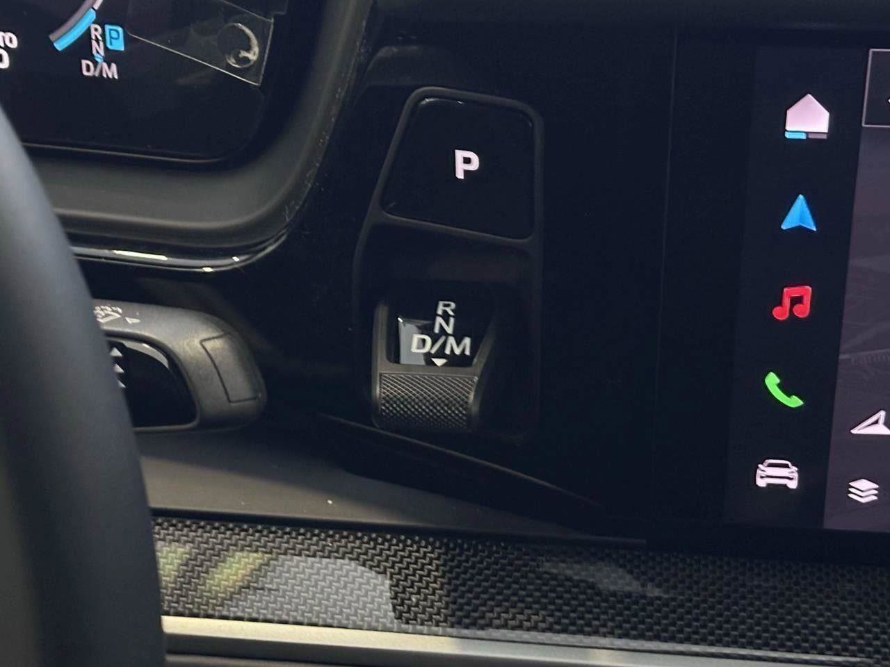 New 2025 Porsche Cayenne Turbo image 74