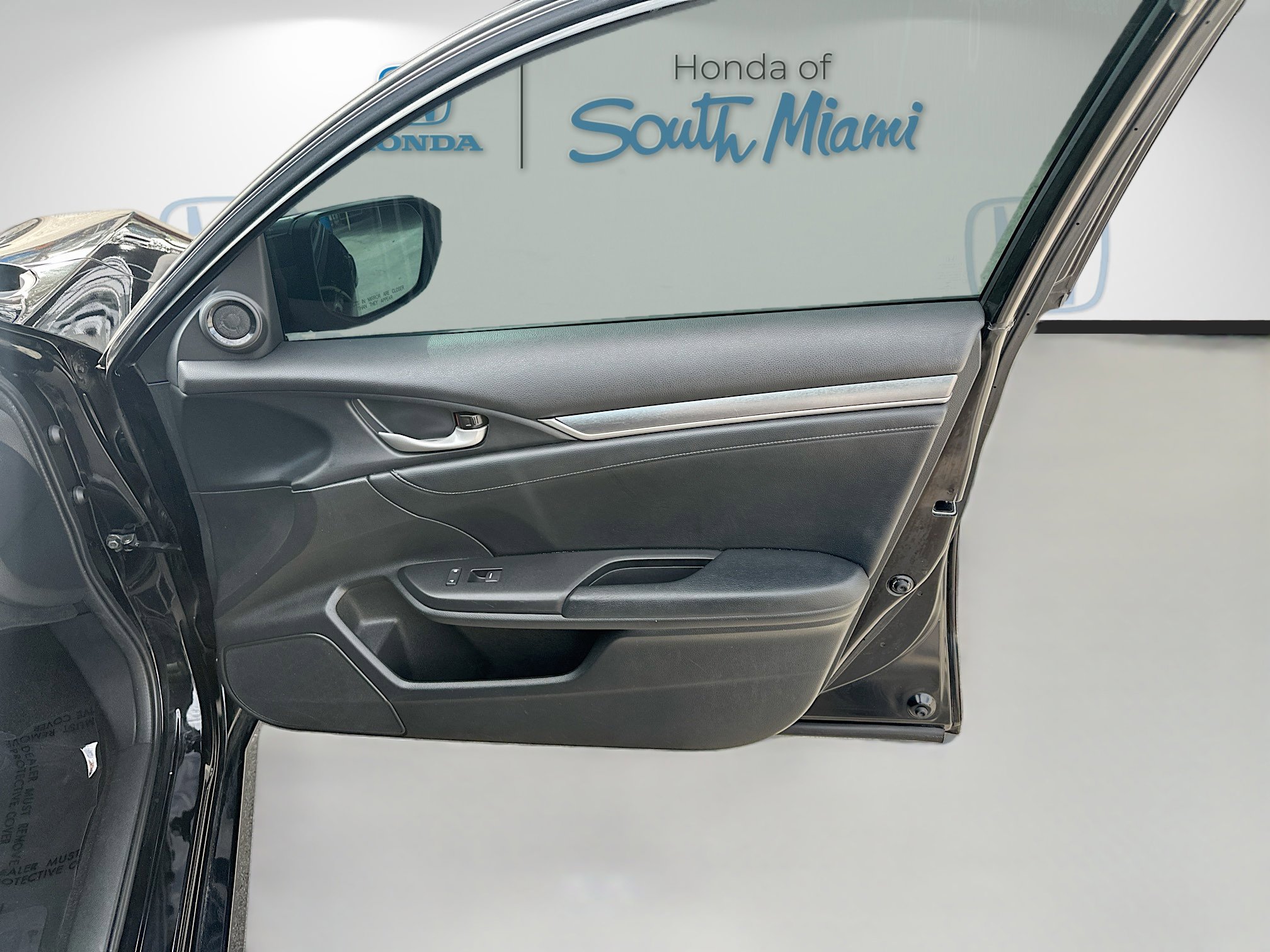 Used 2018 Honda Civic EX-L image 32