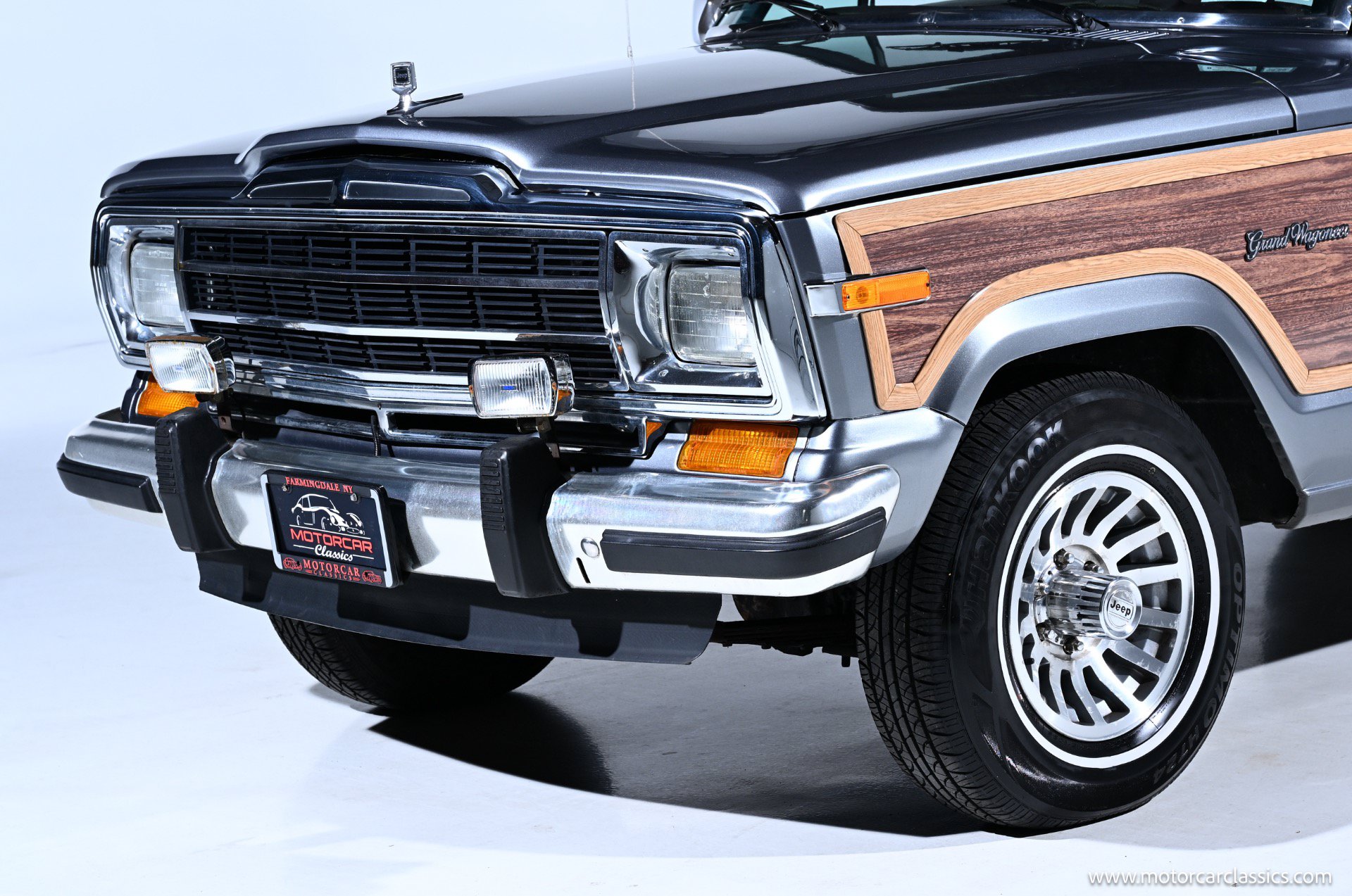 Used 1991 Jeep Grand Wagoneer AWD/4WD image 19