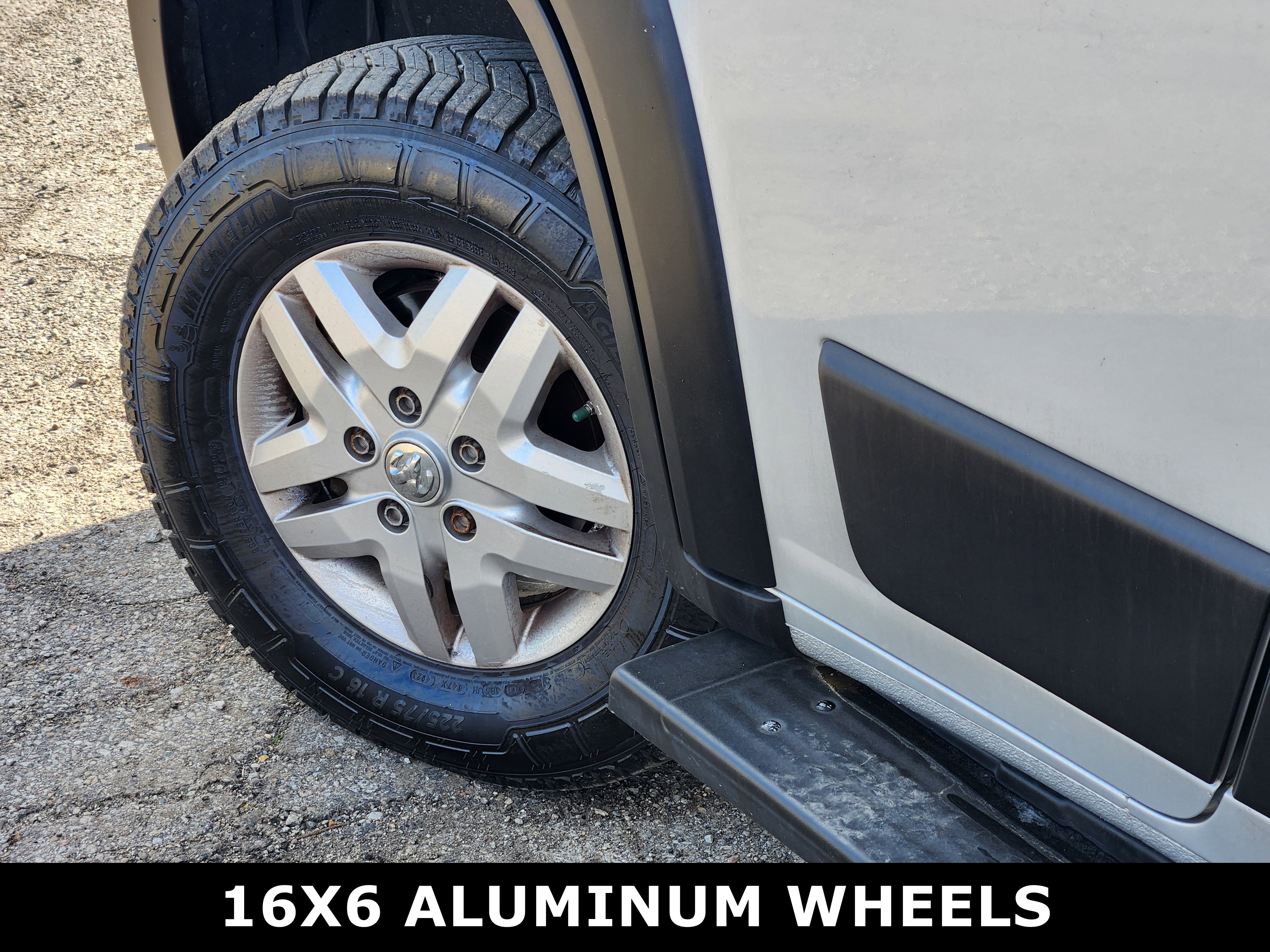 Used 2022 RAM ProMaster 3500 w/ Lane Management Group image 8