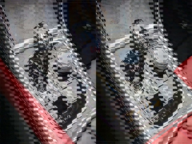 Used 2025 BMW 840i image 9