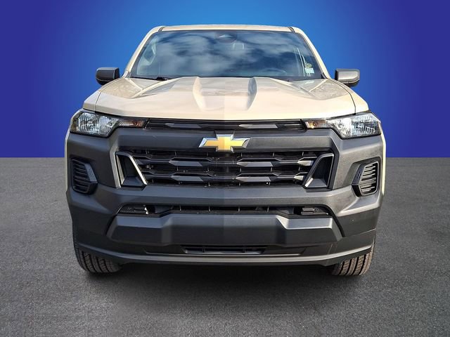 Used 2023 Chevrolet Colorado W/T image 2