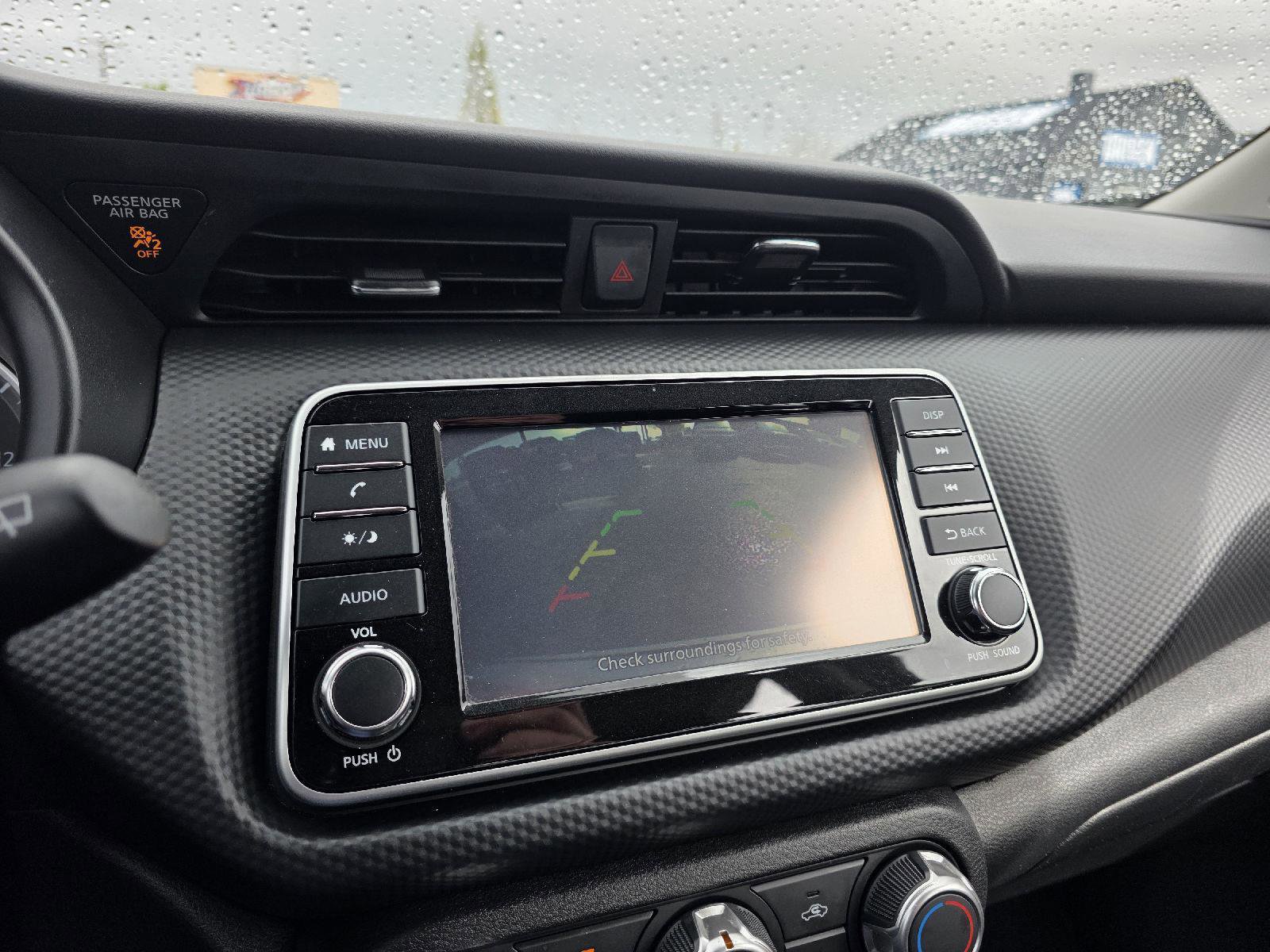 Used 2022 Nissan Kicks S image 10