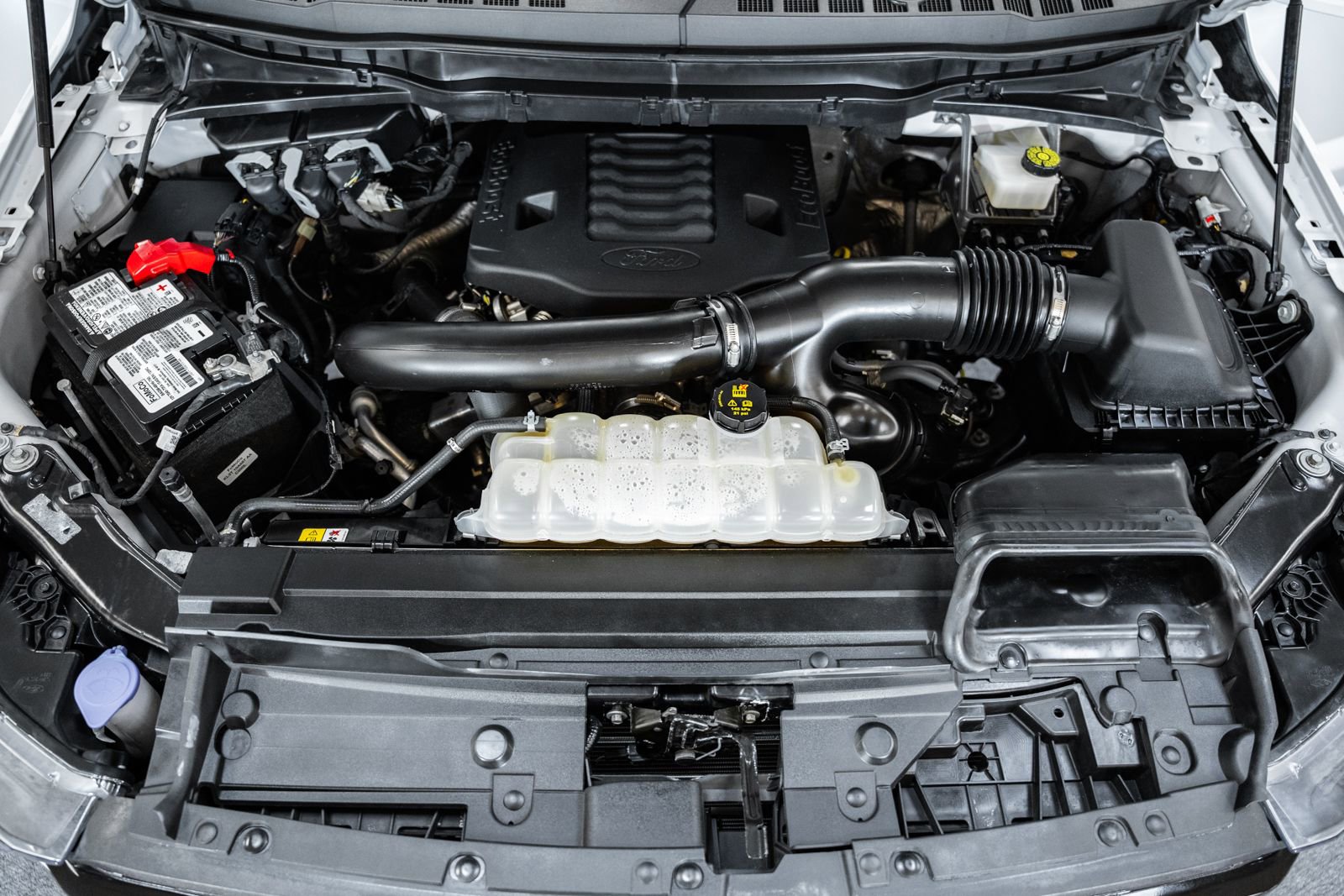 Certified 2023 Ford F150 Lariat w/ Equipment Group 502A High image 27