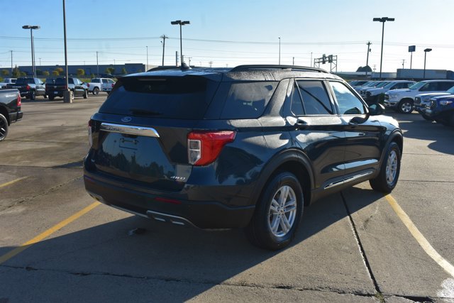 Used 2022 Ford Explorer XLT w/ Equipment Group 202A image 5