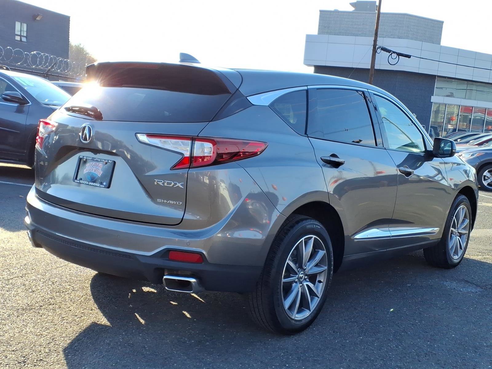 Used 2024 Acura RDX SH-AWD w/ Technology Package image 6