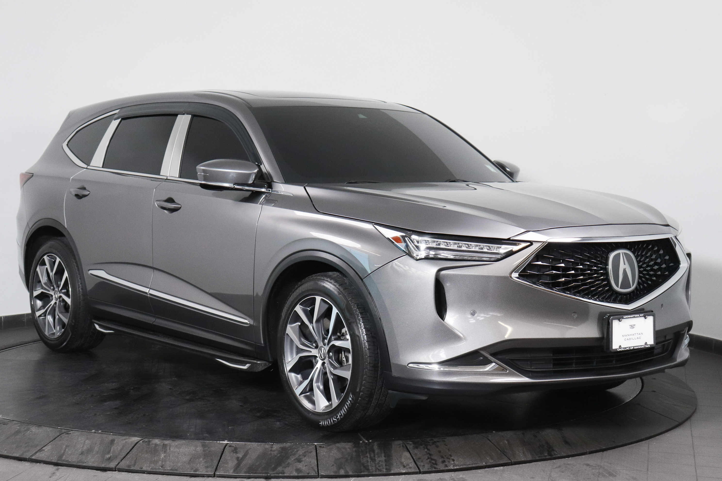 Used 2022 Acura MDX SH-AWD w/ Technology Package image 7