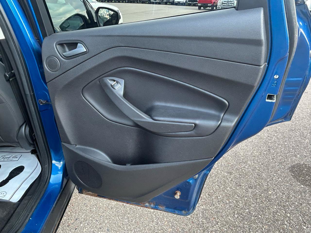 Used 2017 Ford Escape SE w/ Equipment Group 201A FWD image 15