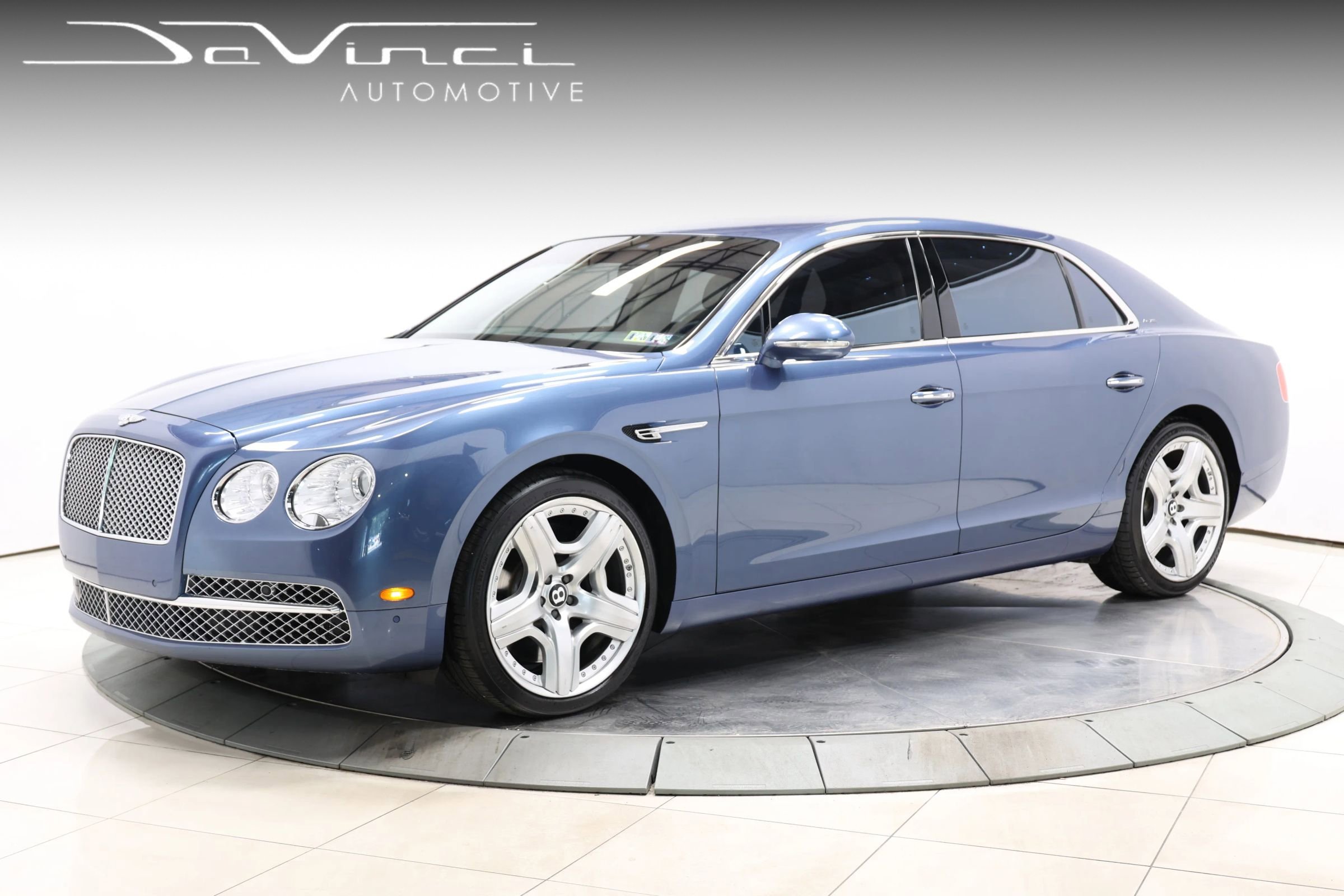 Used 2014 Bentley Flying Spur W12 AWD/4WD image 1