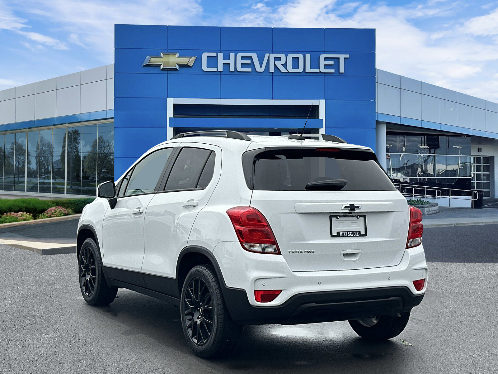 Certified 2022 Chevrolet Trax LT w/ Premium Seat Package AWD/4WD image 4