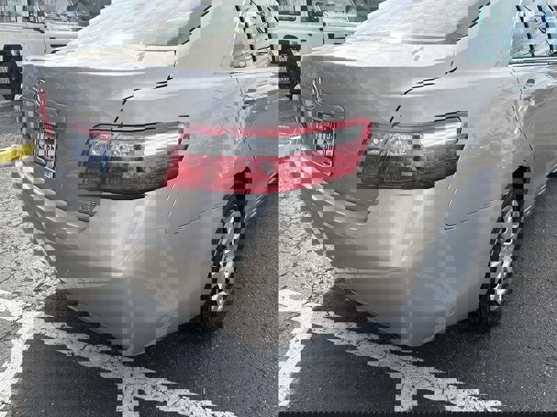 Used 2009 Toyota Camry LE FWD image 8