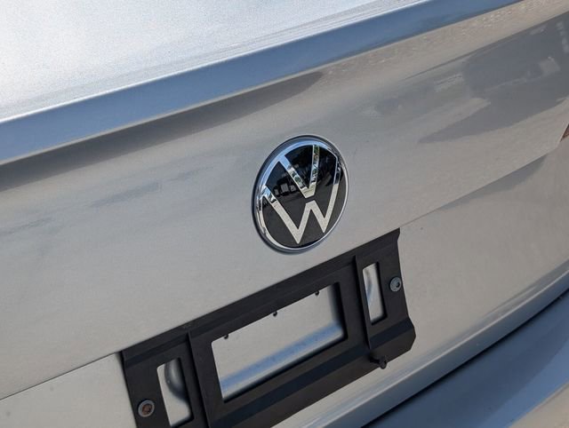 Certified 2024 Volkswagen Jetta SE FWD image 18