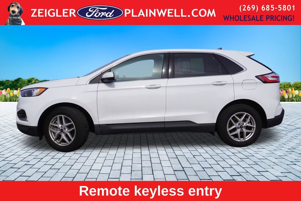 Used 2024 Ford Edge SEL w/ Convenience Package image 3