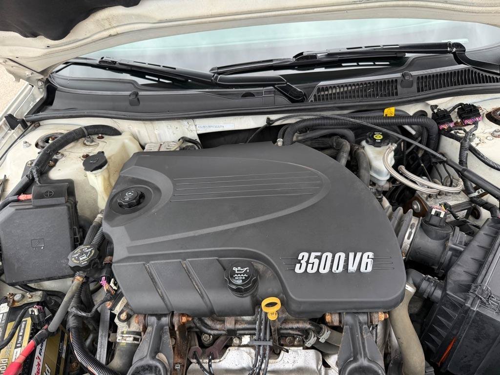 Used 2009 Chevrolet Impala LT FWD image 21