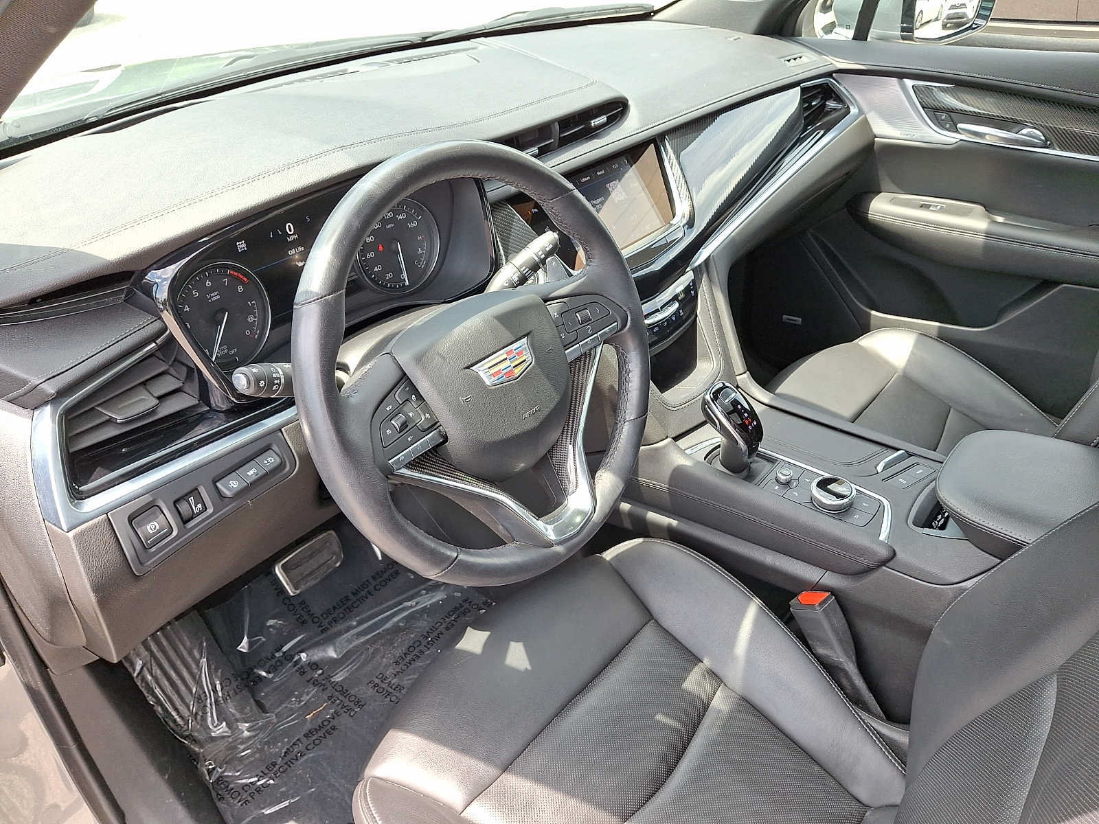 Certified 2023 Cadillac XT6 Sport w/ Technology Package AWD/4WD image 16