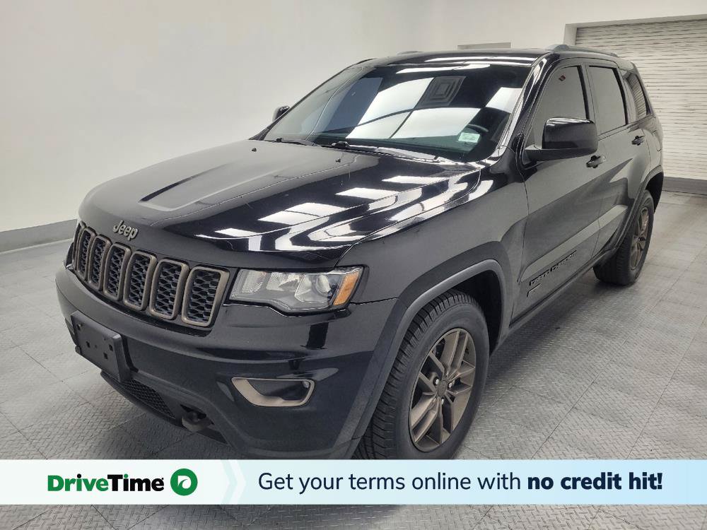 Used 2017 Jeep Grand Cherokee Laredo 75th Anniversary RWD image 1