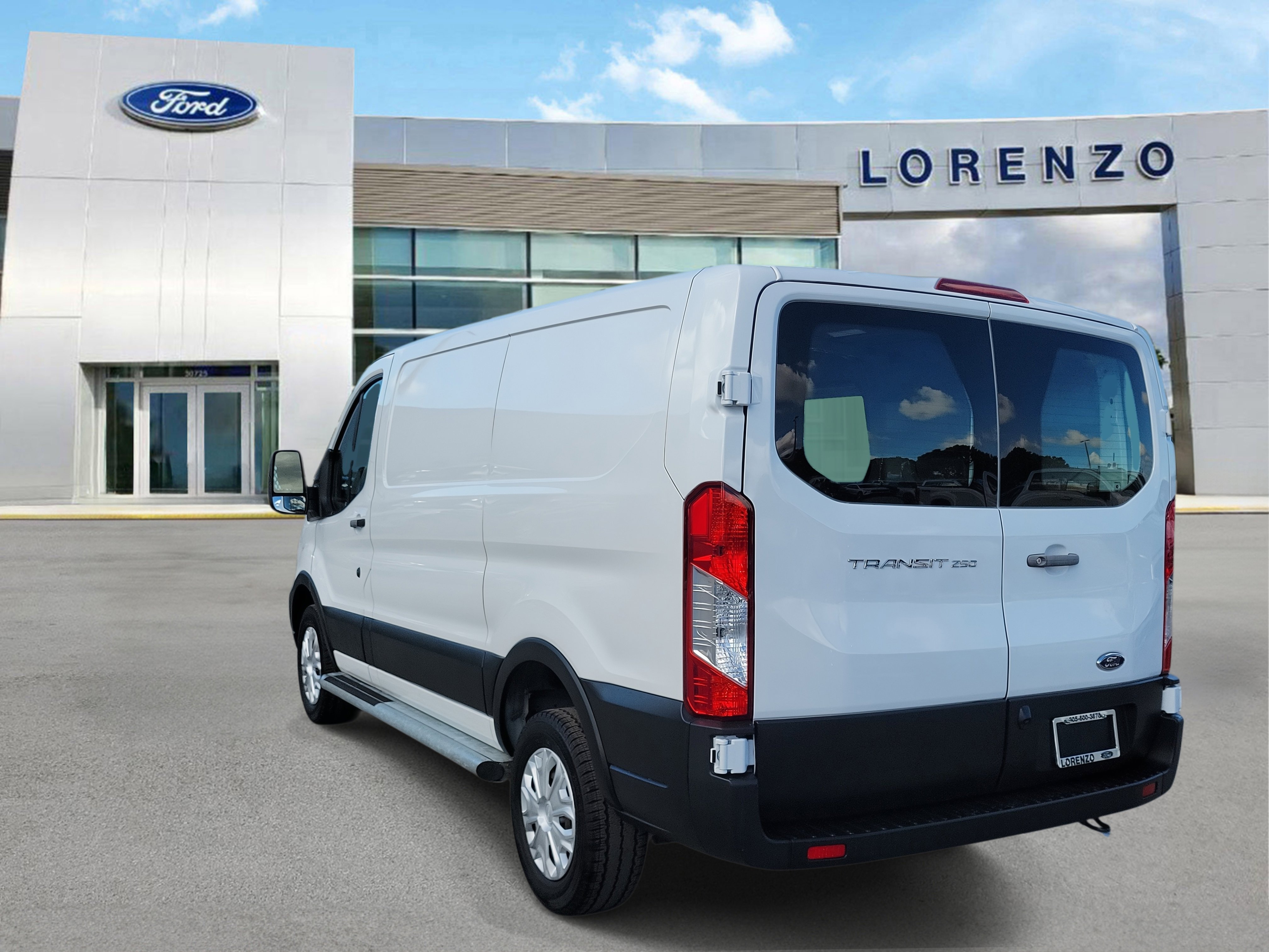 Used 2024 Ford Transit 250 Low Roof w/ Exterior Upgrade Package image 7