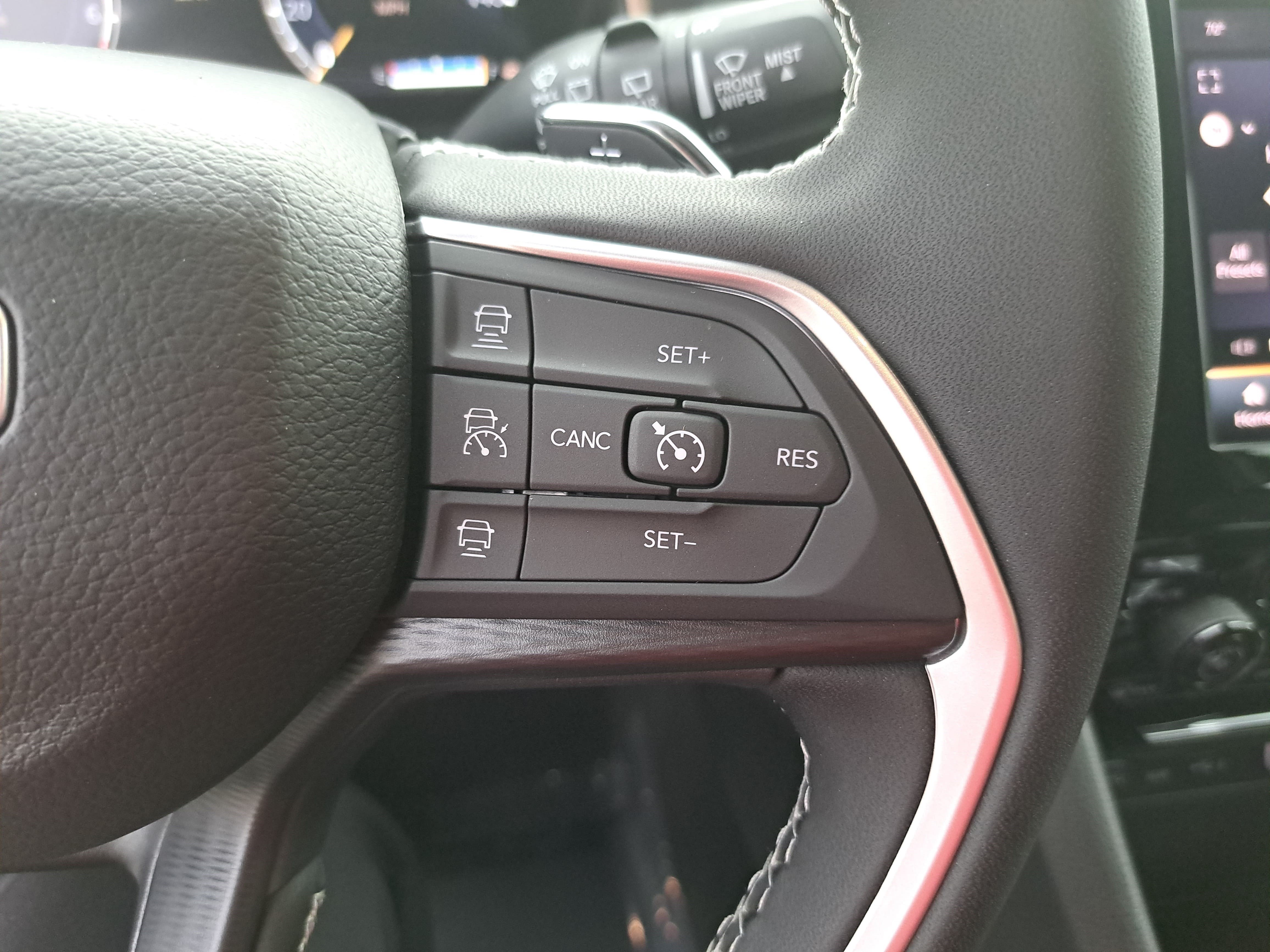 New 2026 Jeep Grand Cherokee Laredo AWD/4WD image 17