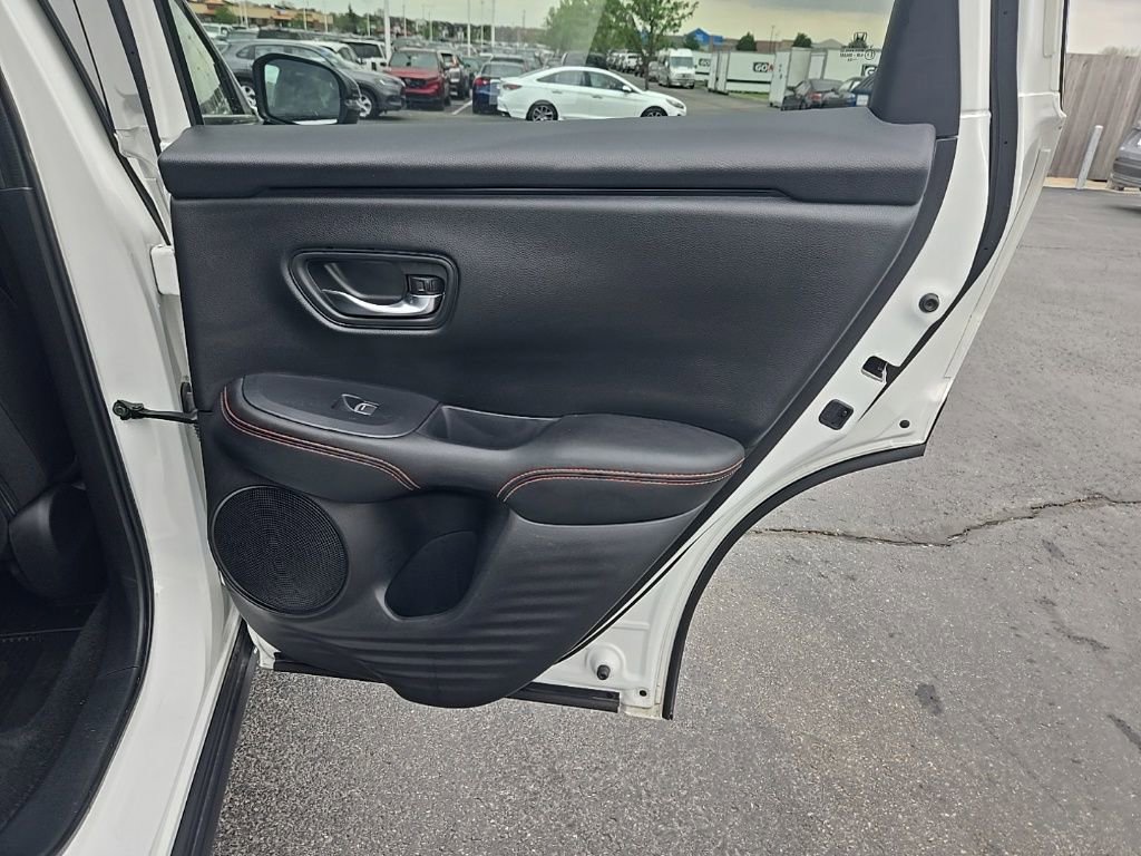 Certified 2025 Honda HR-V Sport image 27