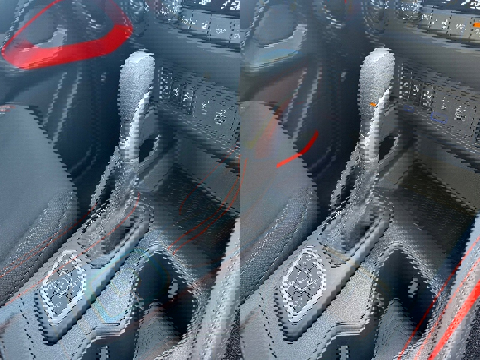 New 2026 Nissan Frontier PRO-4X w/ Pro-4x Convenience Package image 13