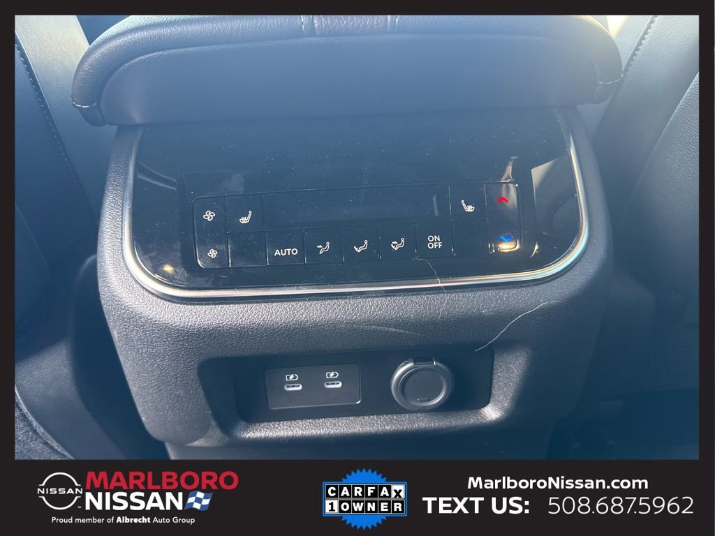 Certified 2025 Nissan Armada Platinum Reserve image 28