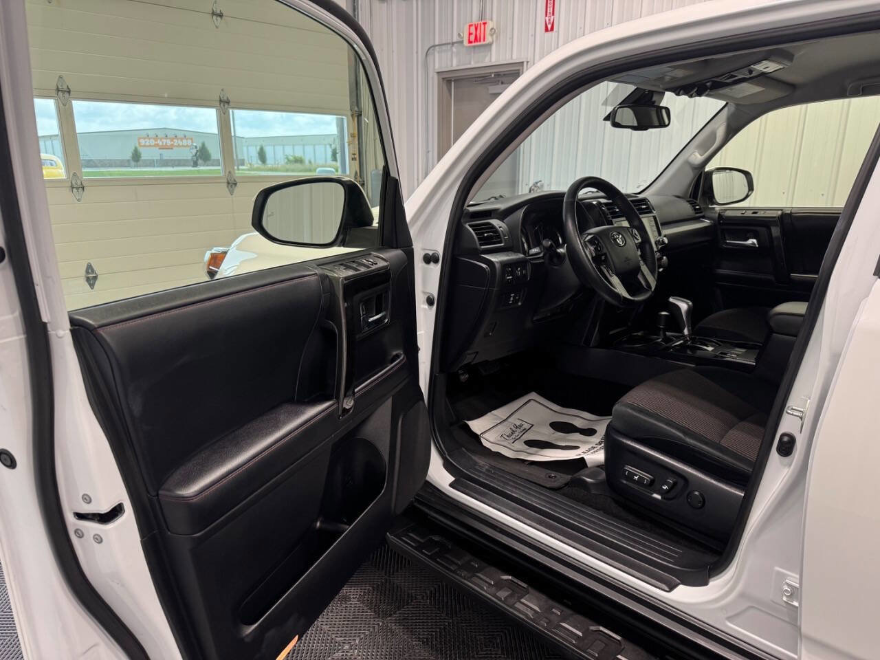 Used 2024 Toyota 4Runner TRD Off-Road image 8