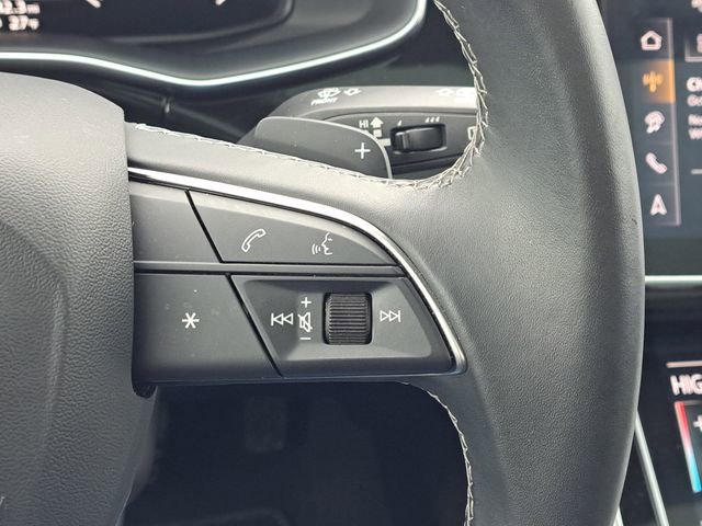 Used 2025 Audi Q7 3.0T Premium Plus image 12