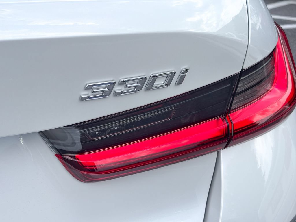 New 2026 BMW 330i xDrive Sedan w/ Premium Package AWD/4WD image 7