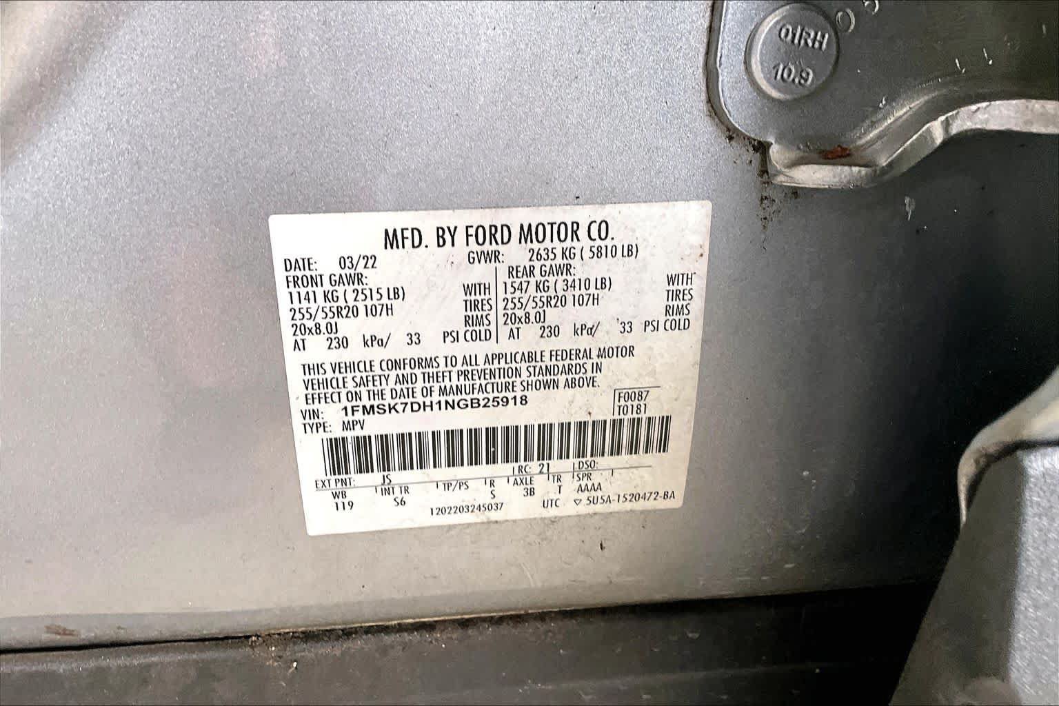 Used 2022 Ford Explorer XLT w/ Equipment Group 202A RWD image 32