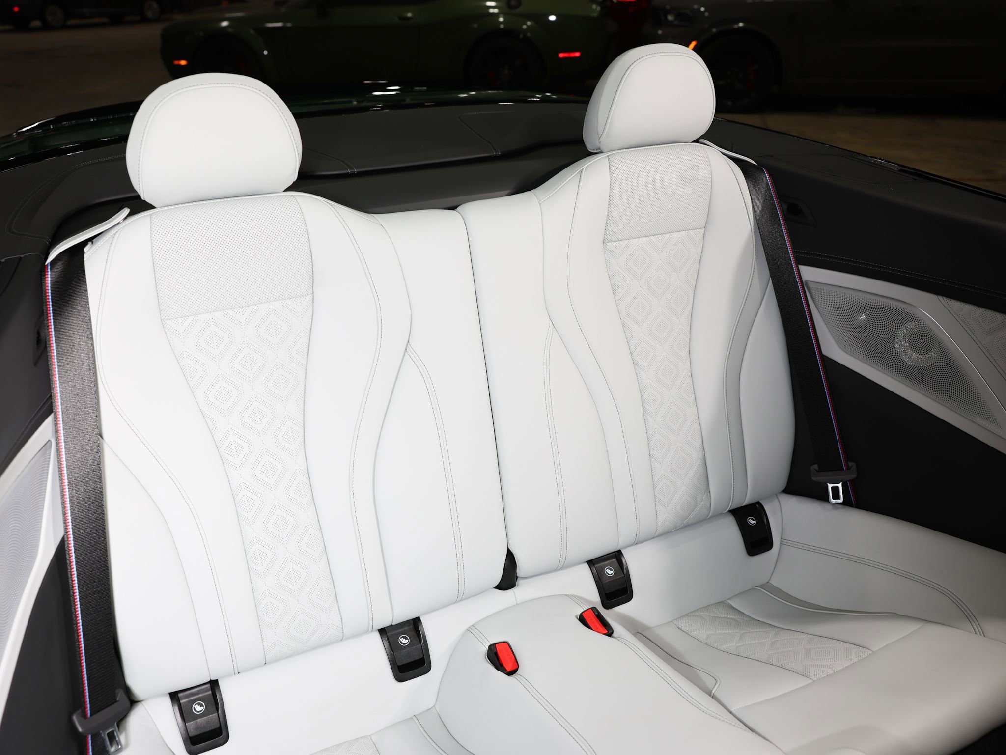 Used 2025 BMW M8 Competition image 33