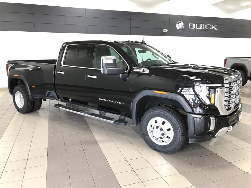 Used 2024 GMC Sierra 3500 Denali w/ Denali Reserve Package AWD/4WD image 8