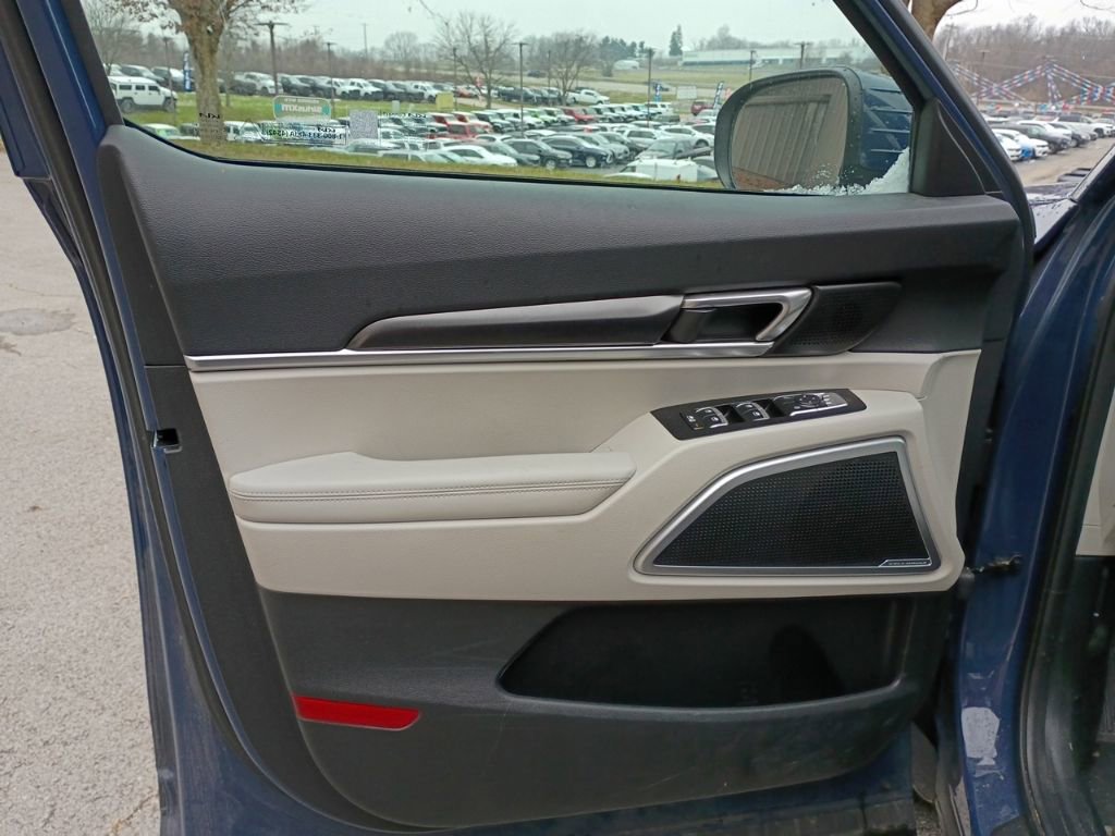 Used 2024 Kia Telluride S w/ S Sunroof Package image 15