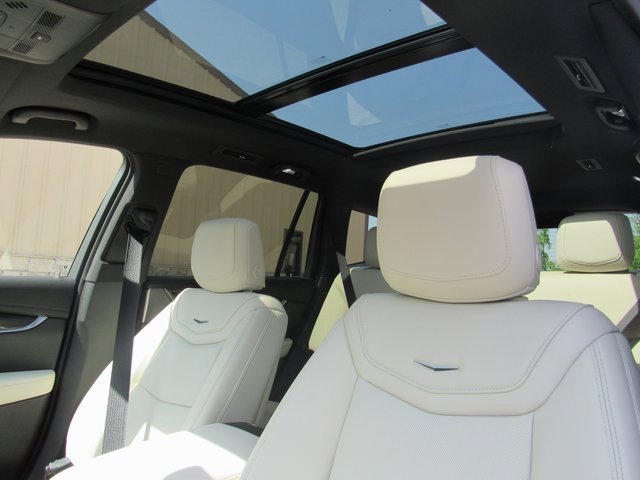 New 2025 Cadillac XT6 Sport w/ Technology Package image 10