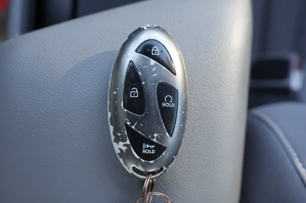 Certified 2024 Hyundai Elantra SEL FWD image 36