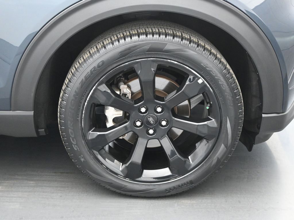 Used 2023 Ford Explorer ST-Line w/ Class IV Trailer Tow Package image 25
