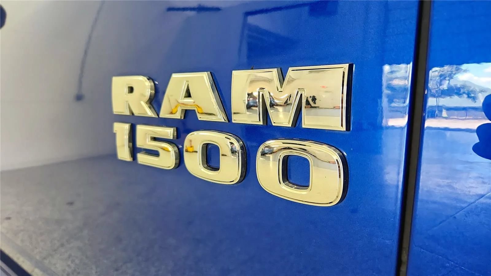 Used 2015 RAM 1500 Express AWD/4WD image 17