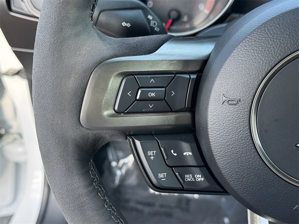 Used 2018 Ford Mustang Shelby GT350 w/ Convenience Package image 16