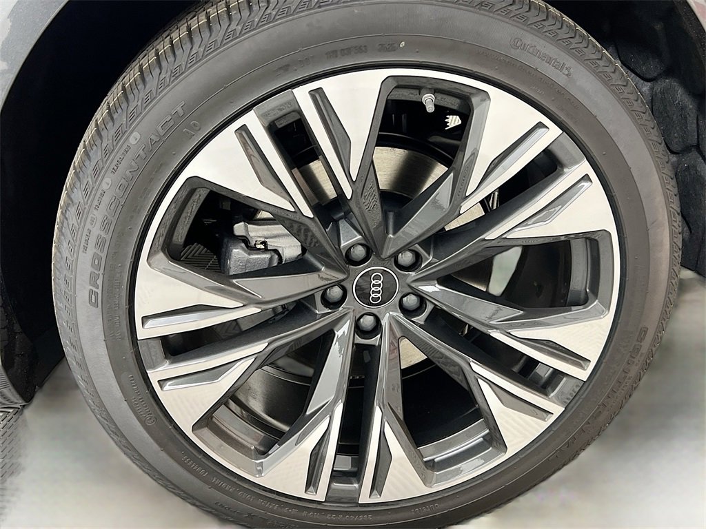 New 2026 Audi Q8 Premium Plus image 31