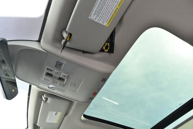 New 2026 Volkswagen Taos SE image 22