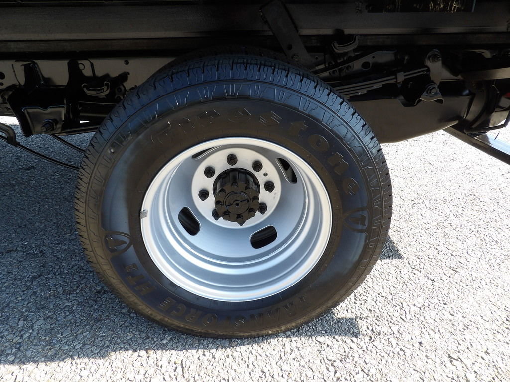 Used 2017 Ford F350 XL w/ Power Equipment Group RWD image 55