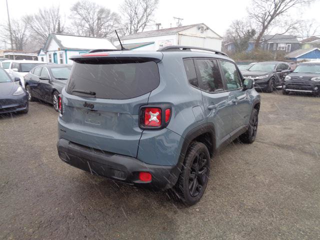 Used 2017 Jeep Renegade Altitude image 7