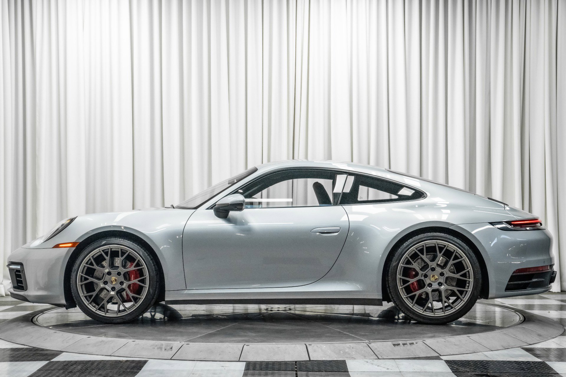 Used 2021 Porsche 911 Carrera 4S image 6