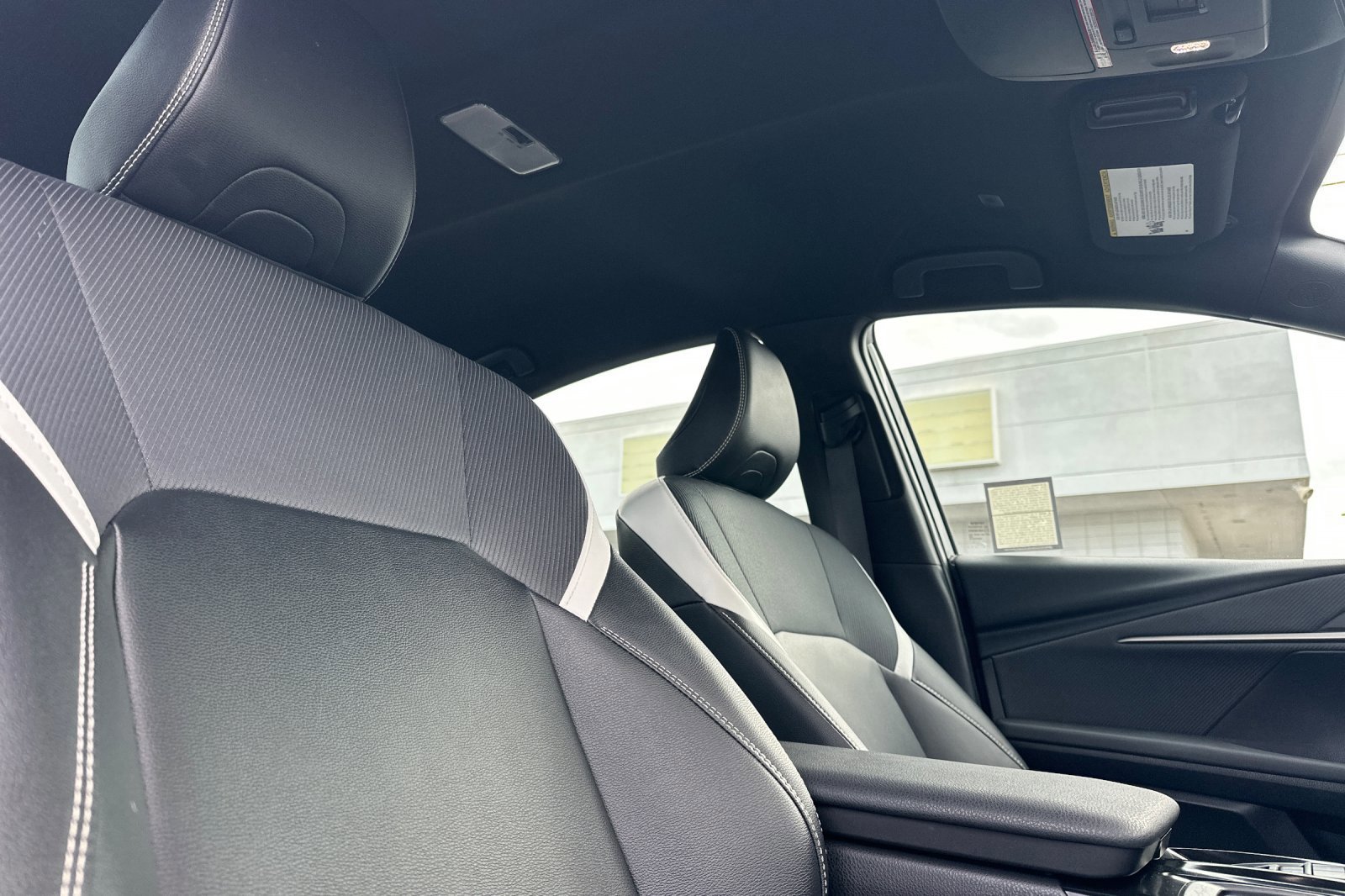 Certified 2025 Toyota Camry SE FWD image 16