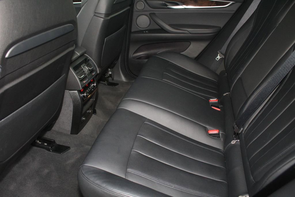 Used 2016 BMW X6 xDrive50i image 5