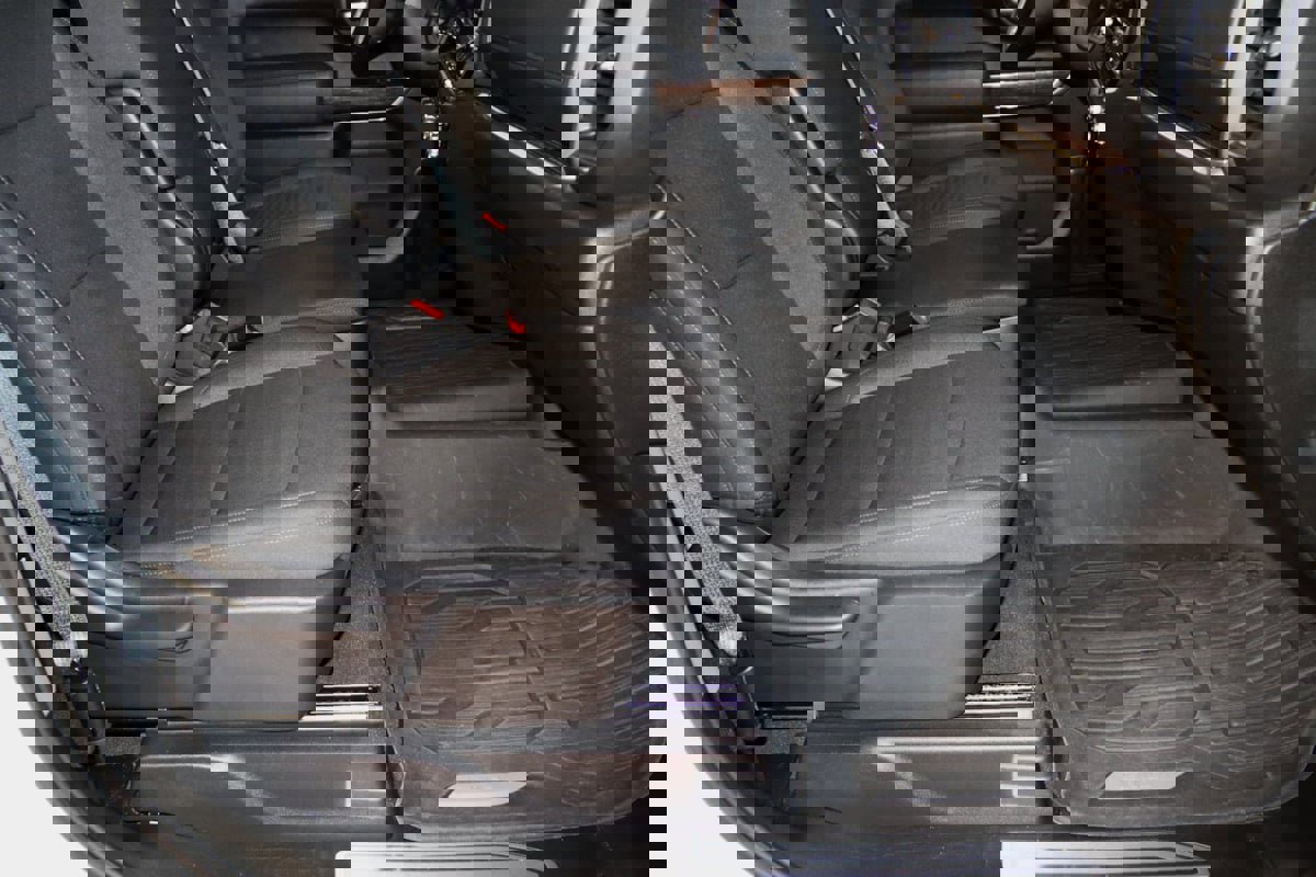 Used 2025 GMC Sierra 2500 SLE w/ SLE Convenience Package image 56