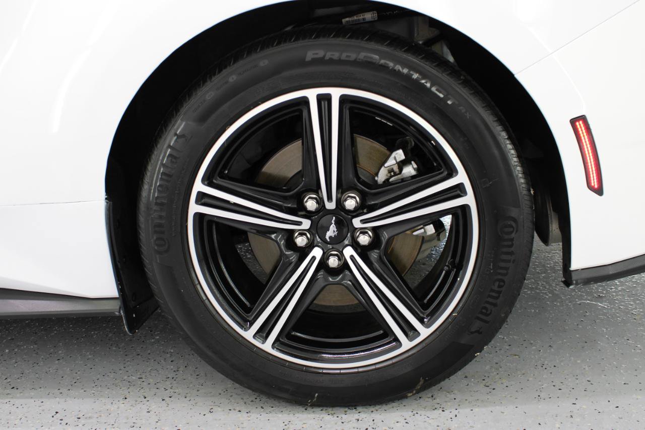 Used 2025 Ford Mustang Premium RWD image 82